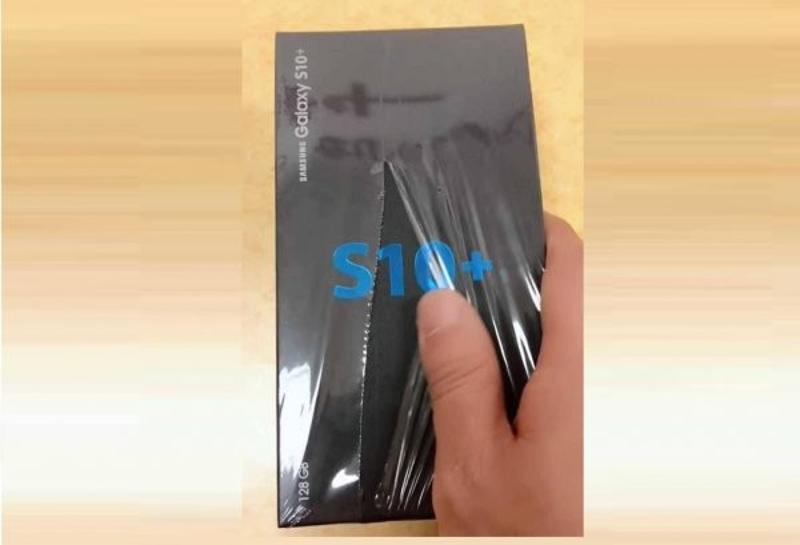 Unlocked Samsung s10plus , buy 2 get 1 free