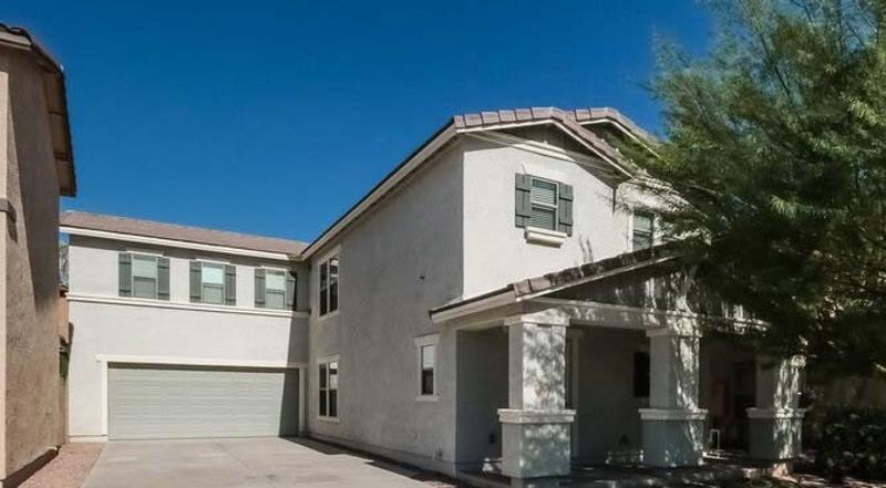 Stylish Single family home in a wonderful neighborhood for rent