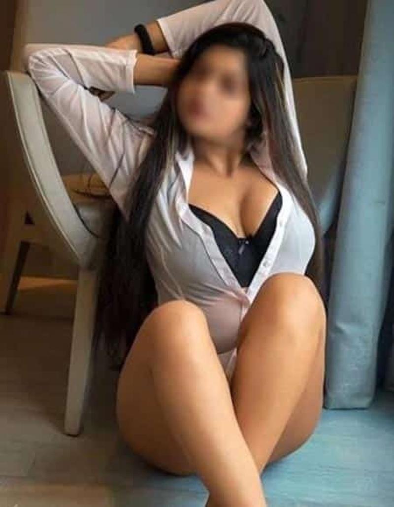 9911065777, Cheap rate Call girls in Connaught place, Delhi