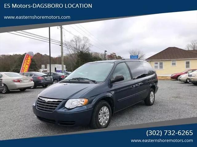  2007 Chrysler Town & Country Base