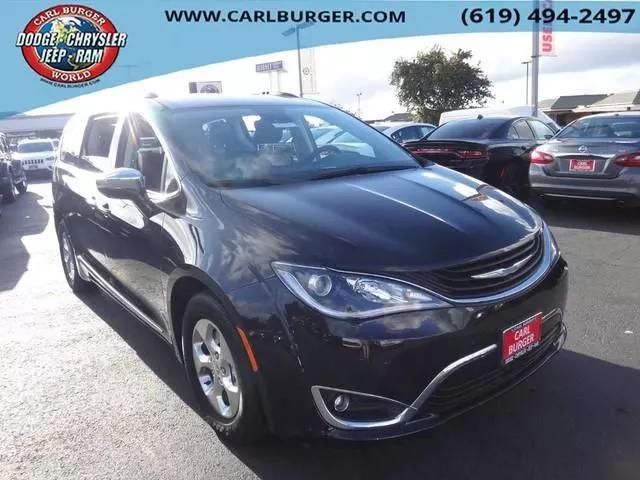  2018 Chrysler Pacifica Hybrid Limited