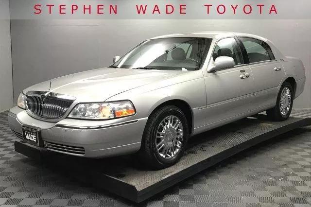  2008 Lincoln Town Car Signature Limited