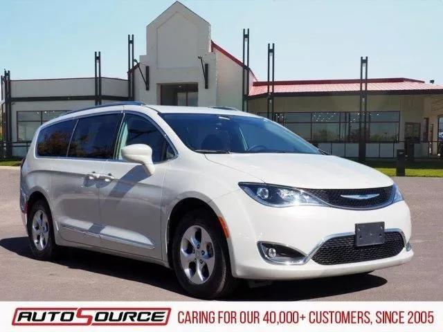  2017 Chrysler Pacifica Touring-L Plus