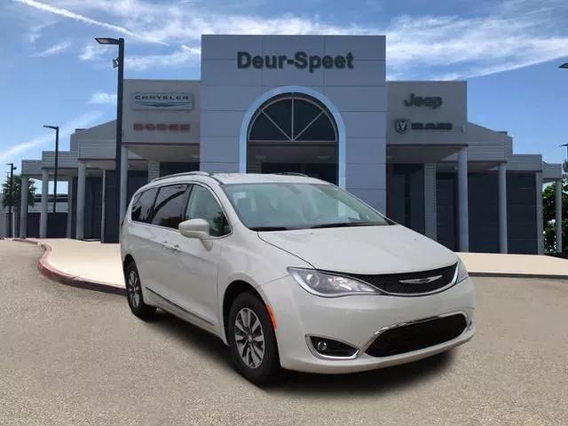  2020 Chrysler Pacifica Touring-L Plus