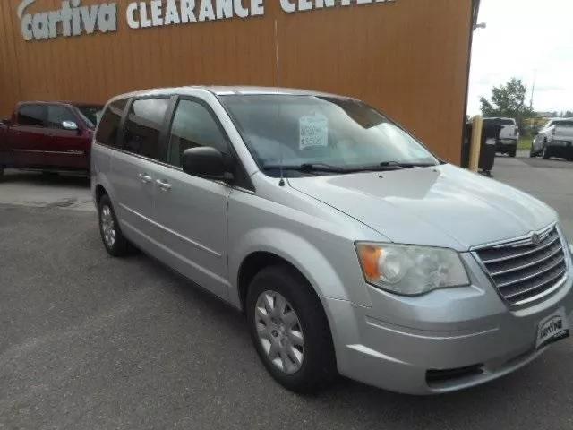  2009 Chrysler Town & Country LX