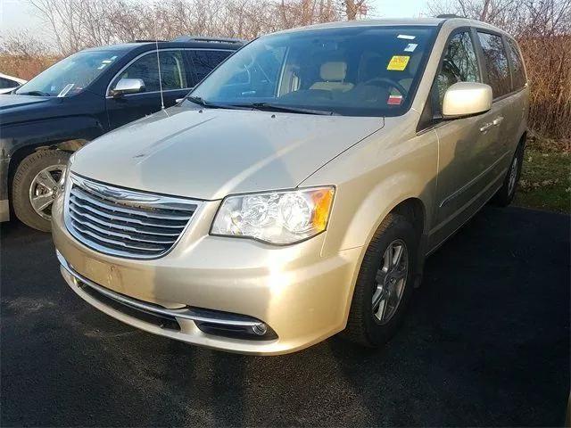  2011 Chrysler Town & Country Touring