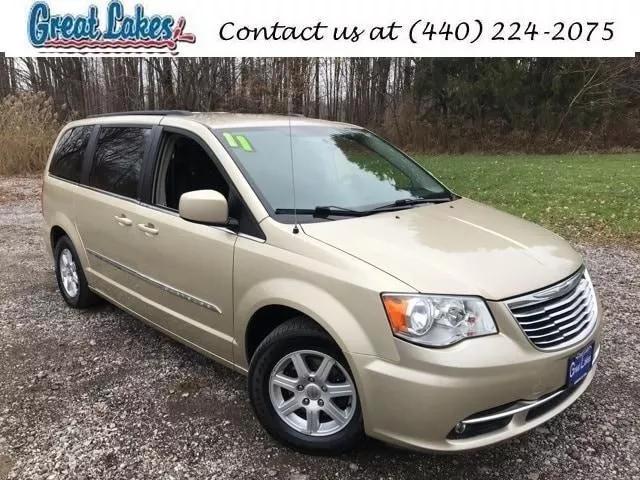  2011 Chrysler Town & Country Touring