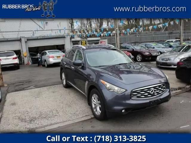  2010 INFINITI FX35 Base