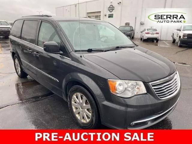  2012 Chrysler Town & Country Touring
