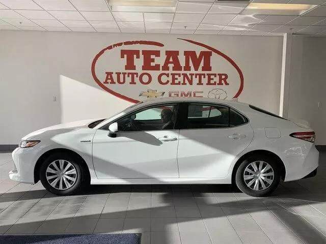  2020 Toyota Camry Hybrid LE