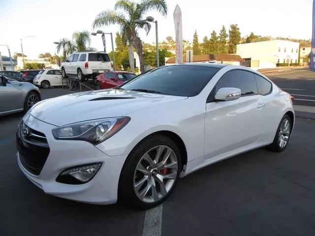  2016 Hyundai Genesis Coupe 3.8 Base