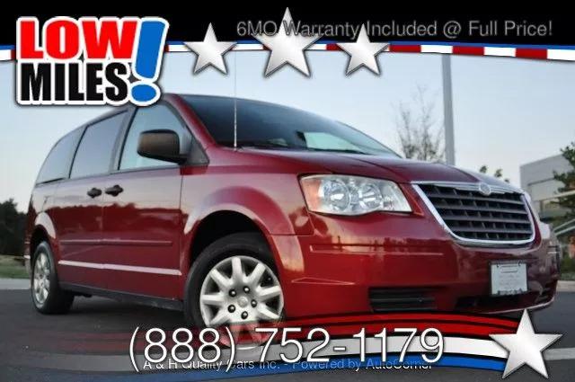  2008 Chrysler Town & Country LX