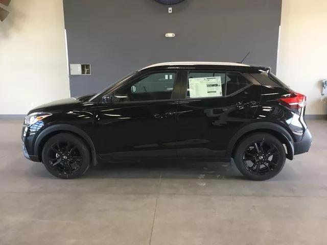  2019 Nissan Kicks SV