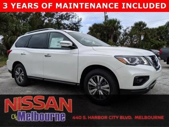  2020 Nissan Pathfinder SV