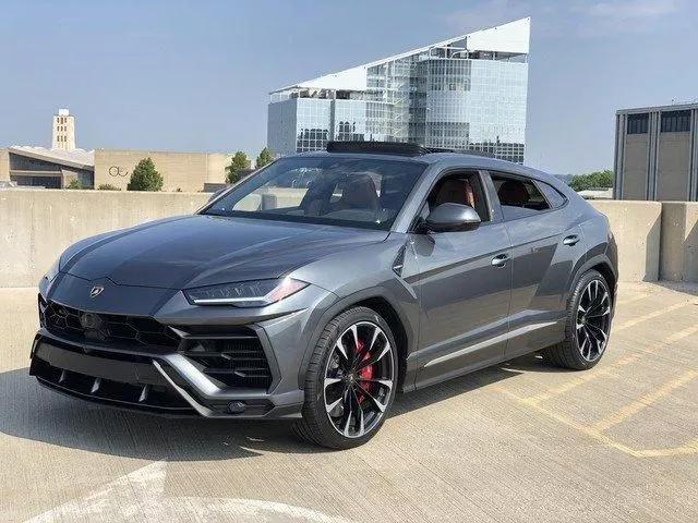  2019 Lamborghini Urus Base