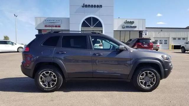  2020 Jeep Cherokee Trailhawk
