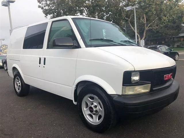 2004 GMC Safari