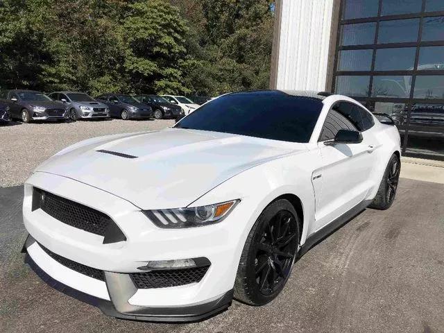  2016 Ford Shelby GT350 Base