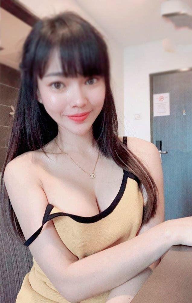 Sexy Momo