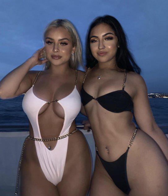 Midget Escort Los Angeles