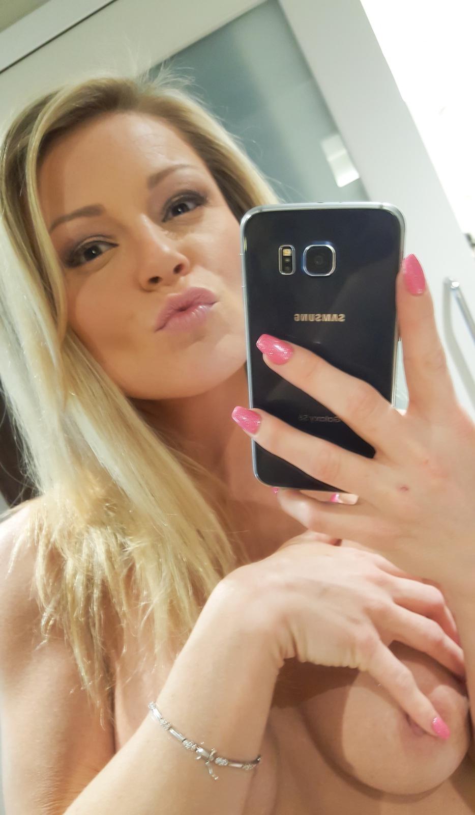 Hey babe let s fuck Down for both incall and outcall service