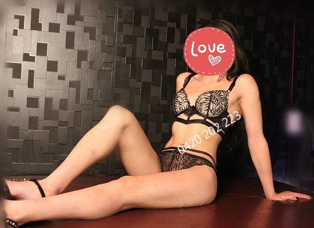 ALL EXTRA WITH 24hours PARTY QUEEN Your exclusive honey Waiting for you 