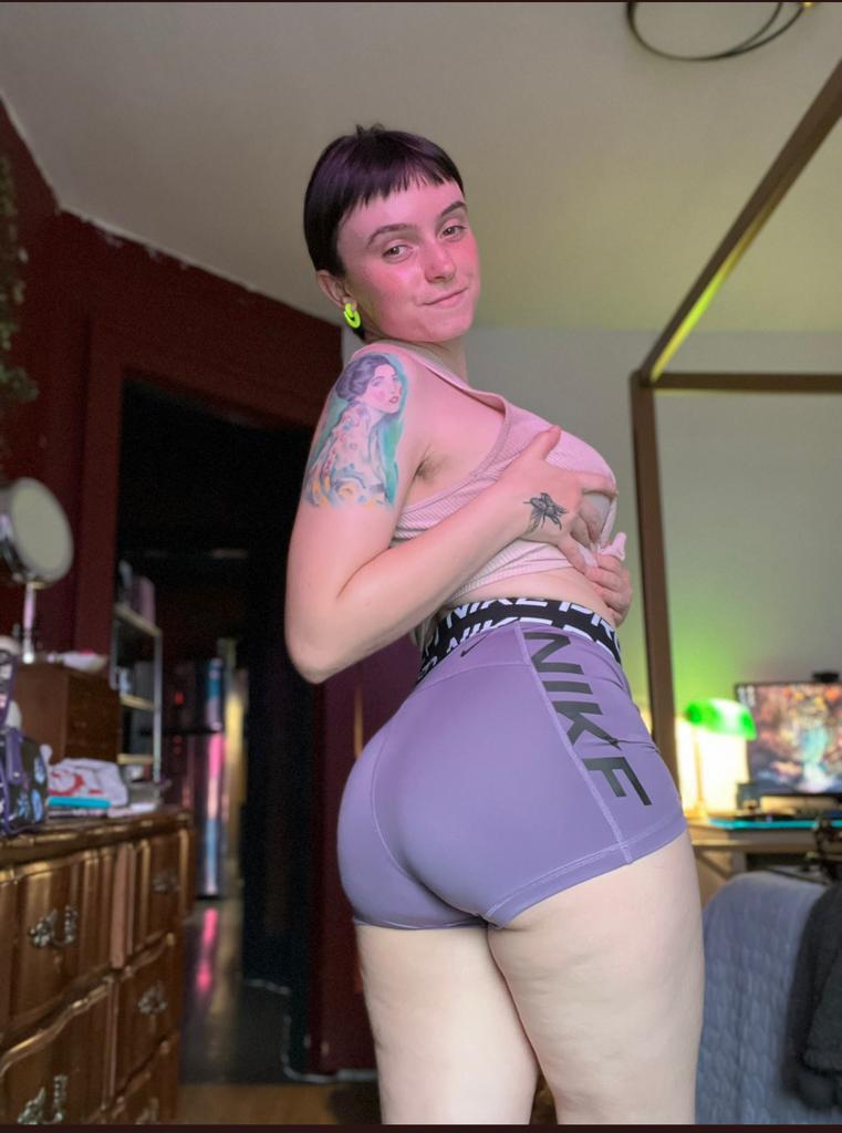 Ready to have good time with my wet pussy hit me up whatsapp 1 804 535 835