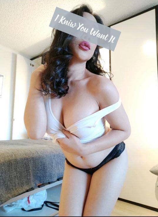 Bring you real girlfriend experience Wet Young and tight 24 7