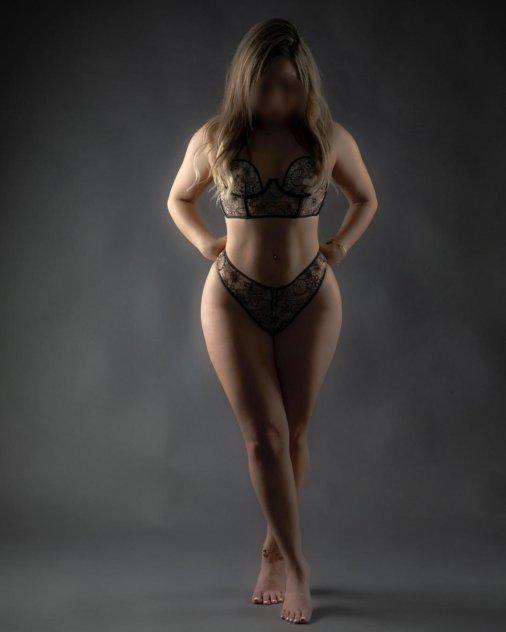 Escorts Naples