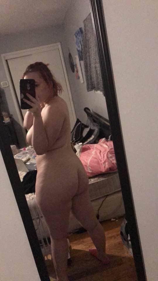 Young sexy Add me on Snapchat analbri0 Ready for fuck 