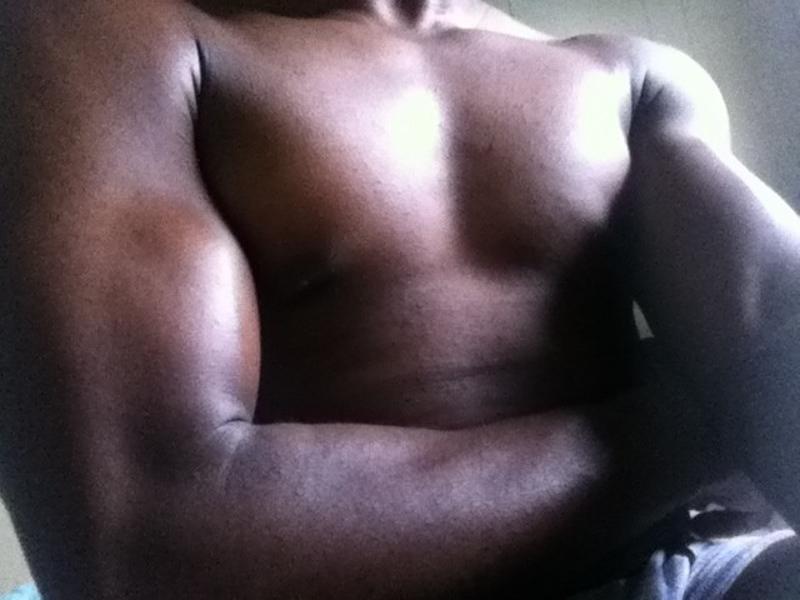 Ladies come taste the stallion ????