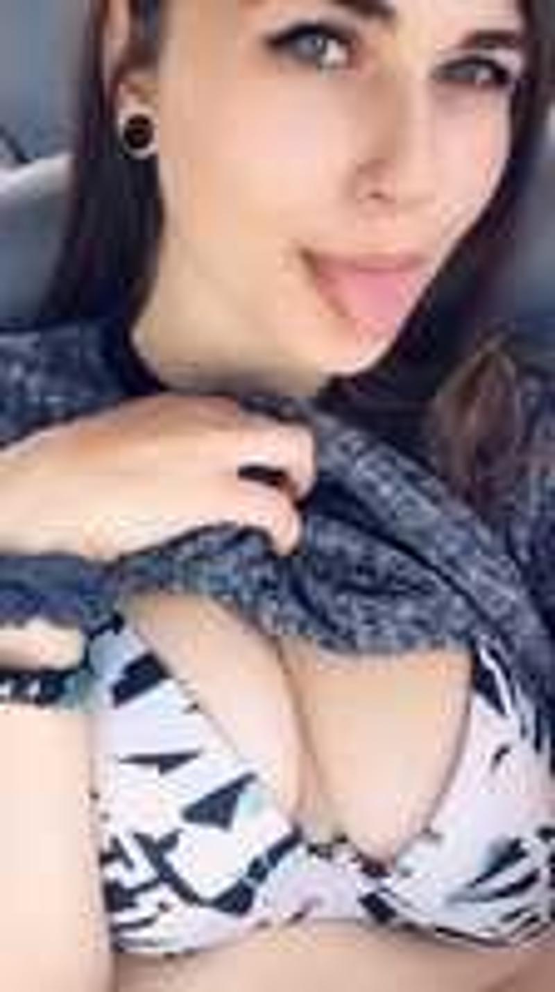 ???I’m  Not happy enough at home . I m looking for hot guy who fuck me & make