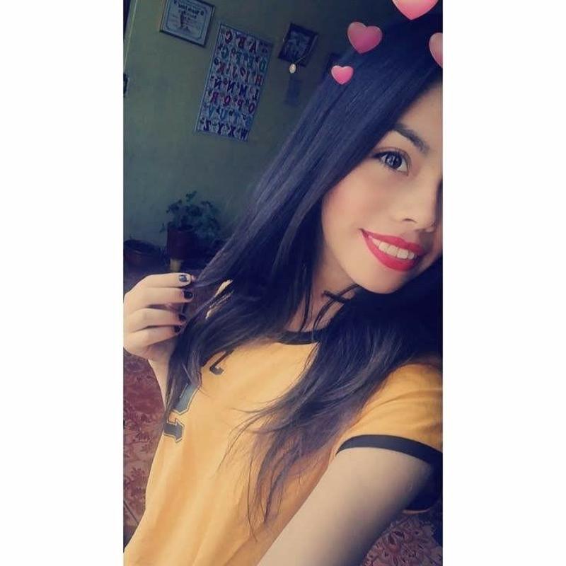 Hello, I'm Karla, I'm looking for a funny boy for a boyfriend
