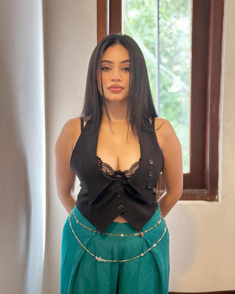 Call Girls in Kashmiri Gate 9599632723 (High Profile)