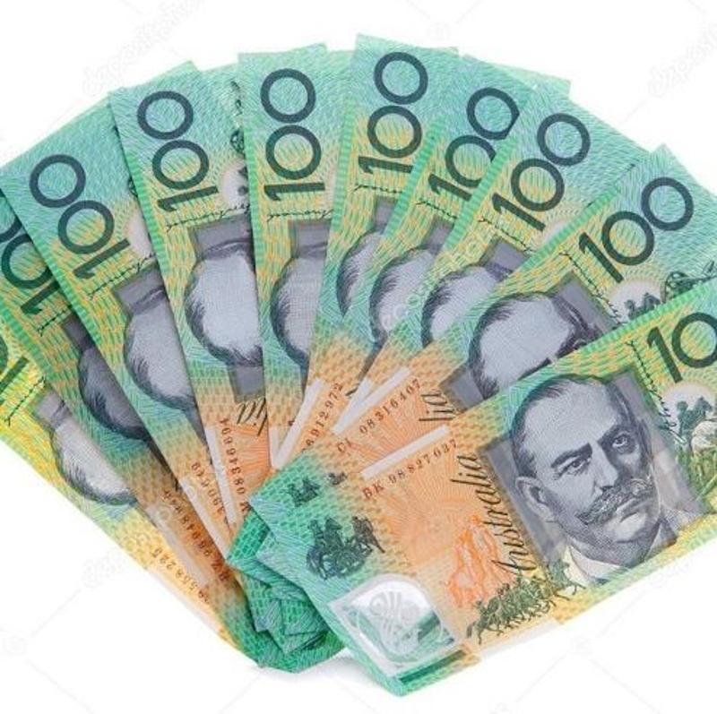 AUD $100 Bills AUSTRALIAN DOLLARS